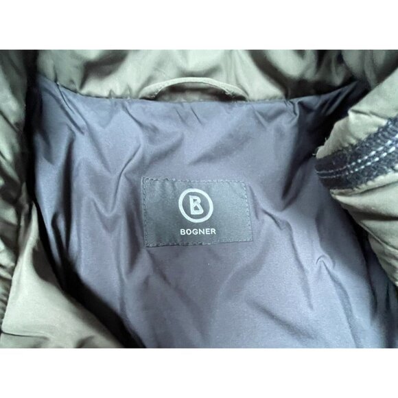 Bogner Quilted Bomber Ski Jacket Women's Size US 40 Green High Neck Zip Pockets - Picture 2 of 9